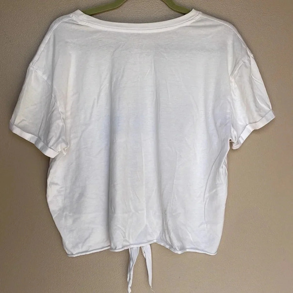 Friends Shirt No Size Measurements are listed - Picture 6 of 7